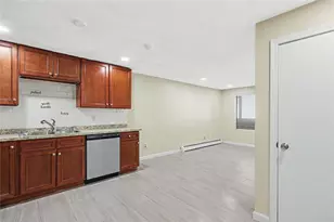 569 Smithfield Rd, North Providence, RI 02904 - Photo 10
