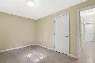 569 Smithfield Rd, North Providence, RI 02904 - Photo 16
