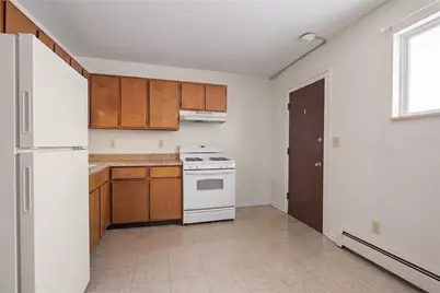 471 Pond Street, Woonsocket, RI 02895 - Photo 10