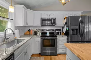 73 Palm Blvd, Warwick, RI 02888 - Photo 14