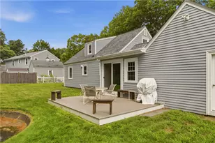 26 Roberta Dr, Barrington, RI 02806 - Photo 32
