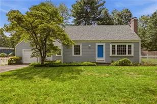 26 Roberta Dr, Barrington, RI 02806 - Photo 1