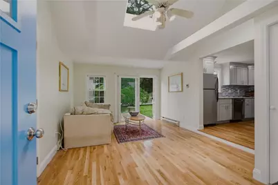 26 Roberta Drive, Barrington, RI 02806 - Photo 4