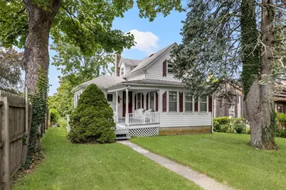 21 Bluff Avenue, Tiverton, RI 02878 - Photo 2