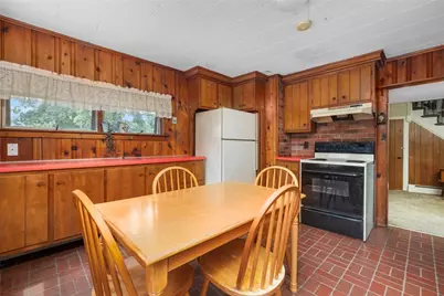 21 Bluff Avenue, Tiverton, RI 02878 - Photo 10