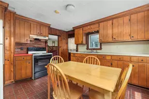 21 Bluff Ave, Tiverton, RI 02878 - Photo 12
