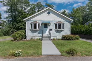 10 Elmhurst St, Warwick, RI 02889 - Photo 1