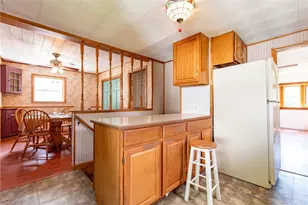 10 Elmhurst St, Warwick, RI 02889 - Photo 8