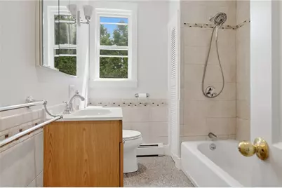 31 Coolidge Avenue, Woonsocket, RI 02895 - Photo 24