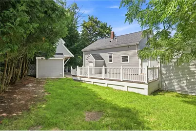 31 Coolidge Avenue, Woonsocket, RI 02895 - Photo 34