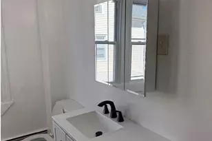 332 Academy Ave, Providence, RI 02908 - Photo 8