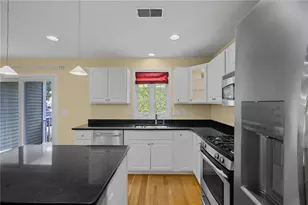 500 Mendon Rd, Cumberland, RI 02864 - Photo 6