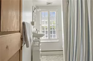 35 Second St, Newport, RI 02840 - Photo 26