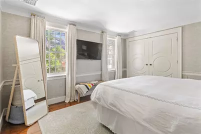 35 Second Street, Newport, RI 02840 - Photo 20