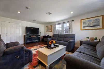 14 Clinton Avenue #3, Jamestown, RI 02835 - Photo 12
