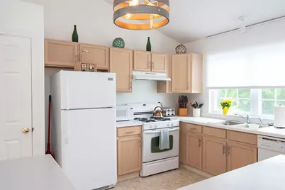 32 Tum-A-Lum Circle, Westerly, RI 02891 - Photo 8