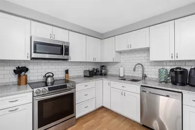 288 Green End Avenue, Middletown, RI 02842 - Photo 16