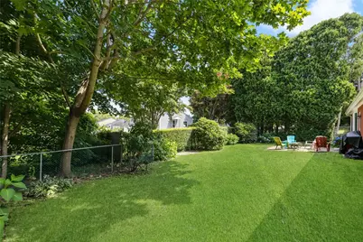 288 Green End Avenue, Middletown, RI 02842 - Photo 40