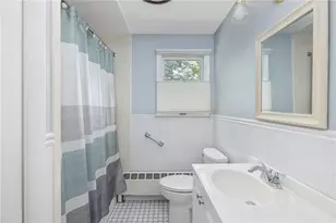 288 Green End Ave, Middletown, RI 02842 - Photo 32