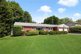 288 Green End Ave, Middletown, RI 02842 - Photo 1