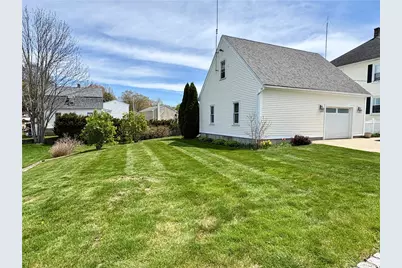 65 Summit Avenue, West Warwick, RI 02893 - Photo 46