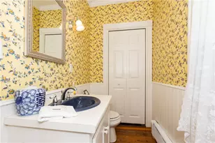 18 Lucas Ave, Newport, RI 02840 - Photo 12