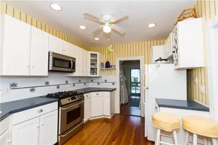 18 Lucas Ave, Newport, RI 02840 - Photo 8