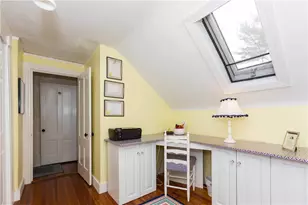 18 Lucas Ave, Newport, RI 02840 - Photo 16