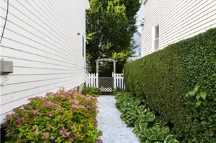 18 Lucas Ave, Newport, RI 02840 - Photo 24