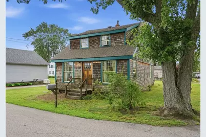 84 Narragansett Street, North Kingstown, RI 02852 - Photo 2