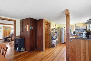 84 Narragansett St, North Kingstown, RI 02852 - Photo 16