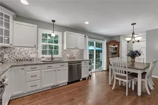18 Country Hill Ln, Smithfield, RI 02917 - Photo 18