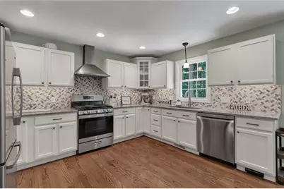 18 Country Hill Lane, Smithfield, RI 02917 - Photo 2