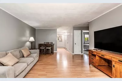 72 West Shore Road #202, Warwick, RI 02889 - Photo 2