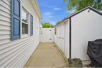 77 Harper Avenue, Cranston, RI 02910 - Photo 32