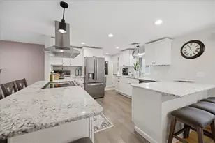 77 Harper Ave, Cranston, RI 02910 - Photo 6