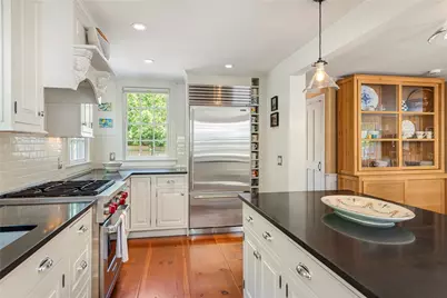 41 Elm Street, Newport, RI 02840 - Photo 16