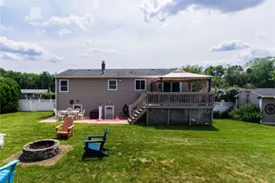 43 Crescendo Dr, Warwick, RI 02889 - Photo 38