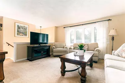 43 Crescendo Drive, Warwick, RI 02889 - Photo 4