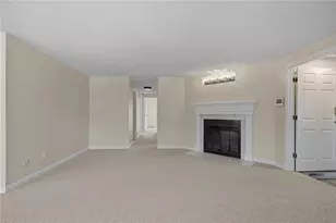 18 Pond Ct, North Providence, RI 02904 - Photo 8
