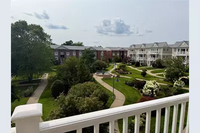 679 Metacom Avenue #68, Bristol, RI 02809 - Photo 16