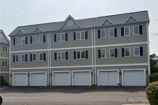 679 Metacom Ave, Bristol, RI 02809 - Photo 2