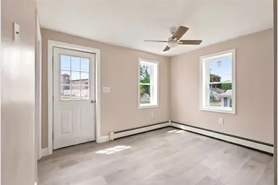 65 New London Avenue, Warwick, RI 02886 - Photo 2