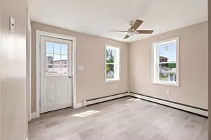 65 New London Ave, Warwick, RI 02886 - Photo 2