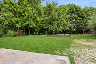 65 New London Ave, Warwick, RI 02886 - Photo 16