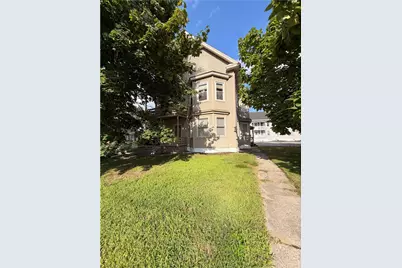 1014 Park Avenue #2, Woonsocket, RI 02895 - Photo 1