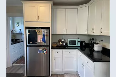 460 Morris Avenue #2, Providence, RI 02906 - Photo 2