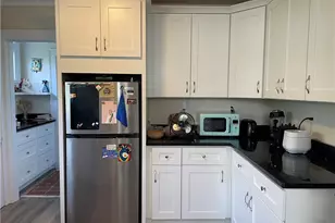 460 Morris Ave, Providence, RI 02906 - Photo 2