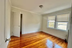 460 Morris Ave, Providence, RI 02906 - Photo 12