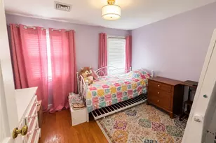 97 Fairfield Rd, Cranston, RI 02910 - Photo 12